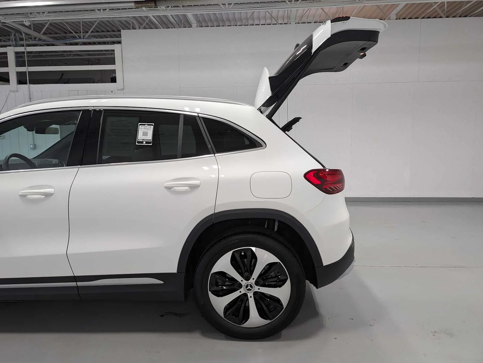 Used 2026 Polar White Mercedes-Benz GLA 250 image 10