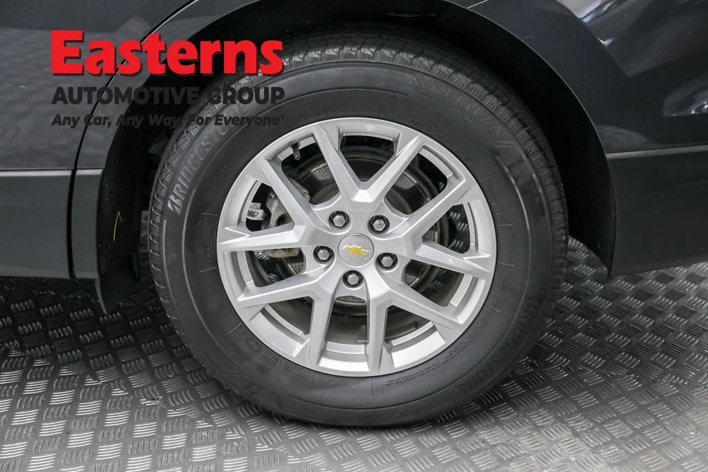 Used 2022 Gray Chevrolet LT image 8