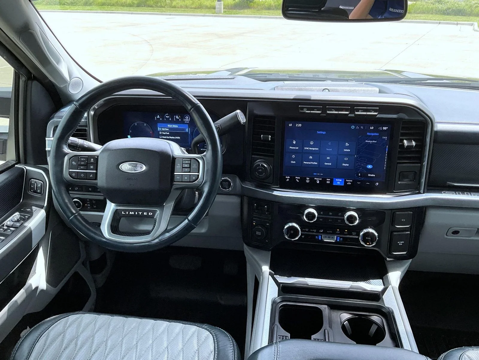Used 2024 Black Ford Limited image 14