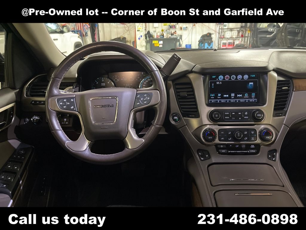Used 2019 Blue GMC Denali image 17