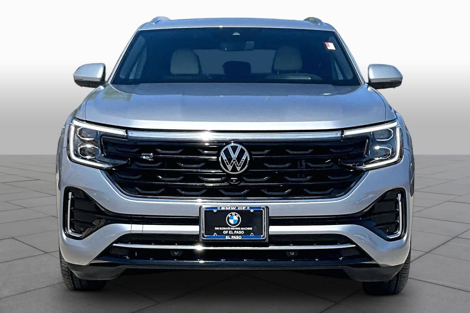 Pre-Owned 2024 Volkswagen Atlas Cross Sport 2.0T SEL Premium R-Line