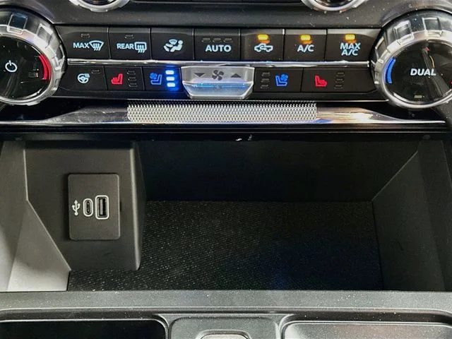 New 2026 White Ford Tremor image 18