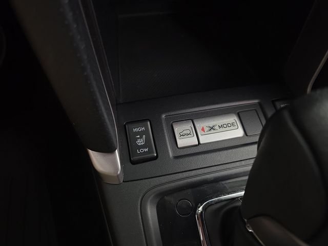 Used 2018 Red Subaru 2.5i Touring image 15