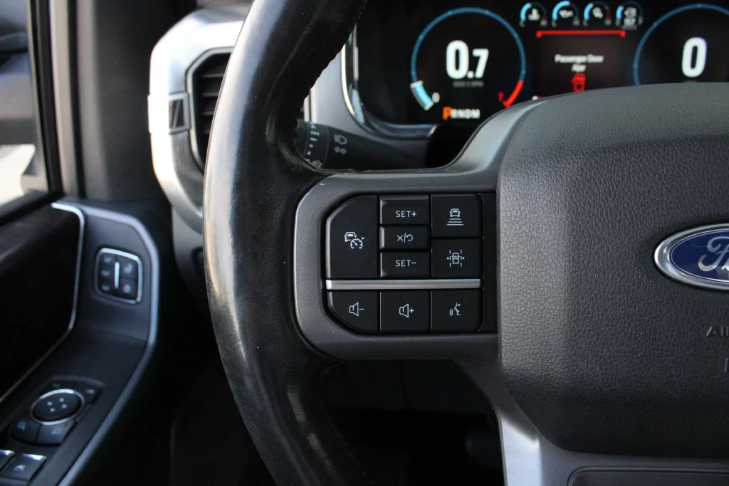 Used 2021 Gray Ford Lariat image 13