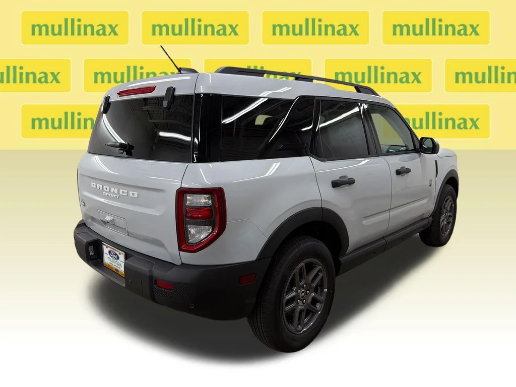 New 2026 White Ford Big Bend image 3