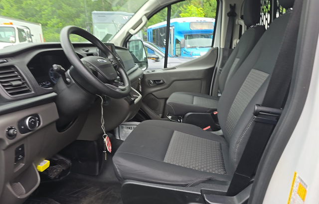 Used 2025 White Ford Base image 9
