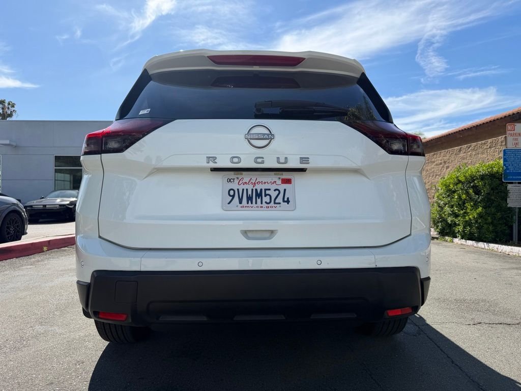 Used 2025 White Nissan S image 10