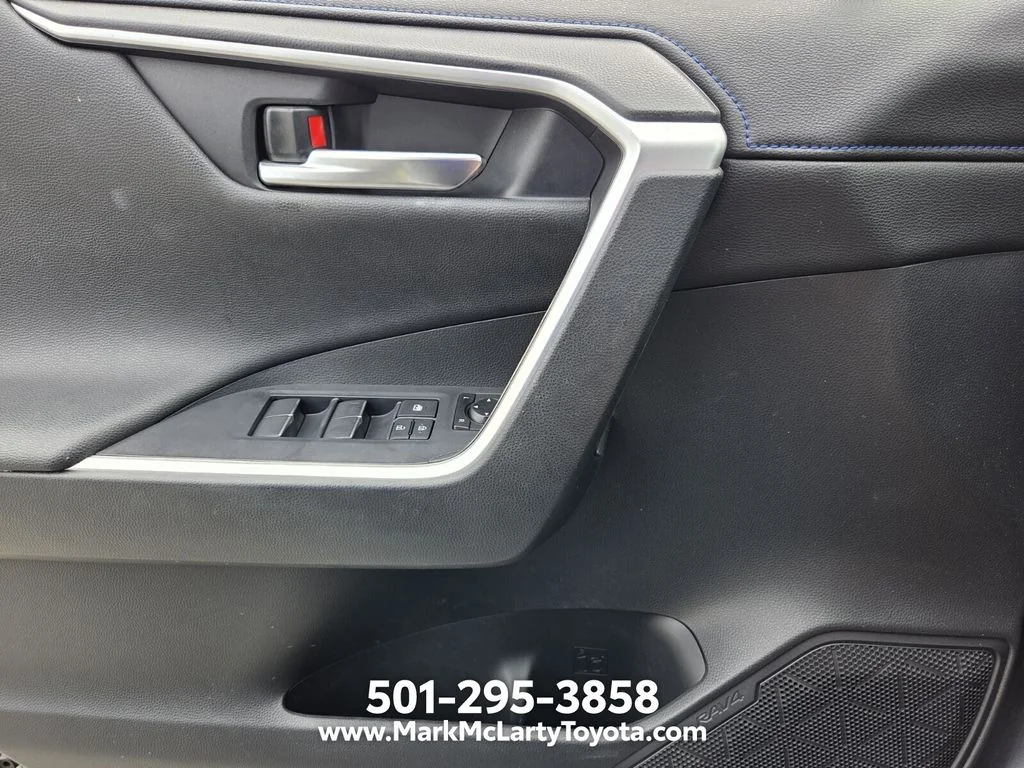 Used 2019 Gray Toyota XSE image 24