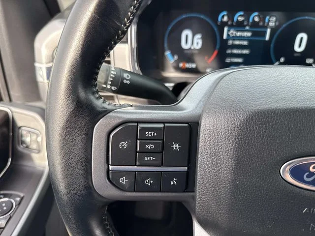 Used 2023 White Ford Lariat image 34