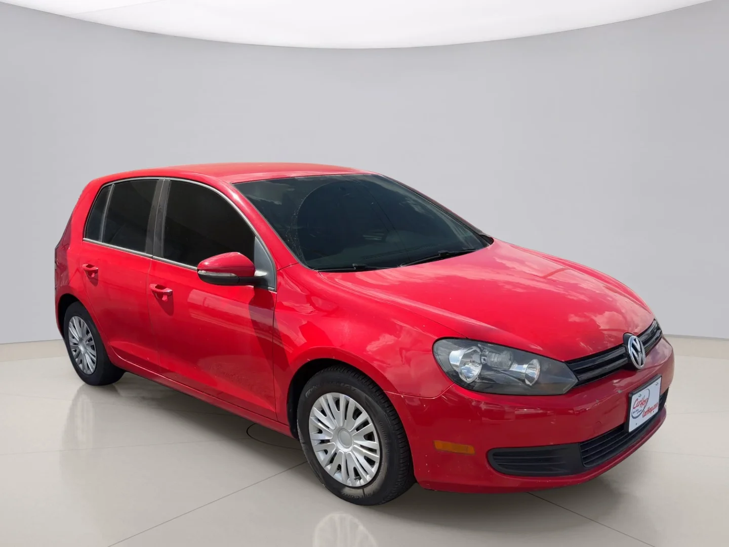 Used 2013 Red Volkswagen PZEV image 3