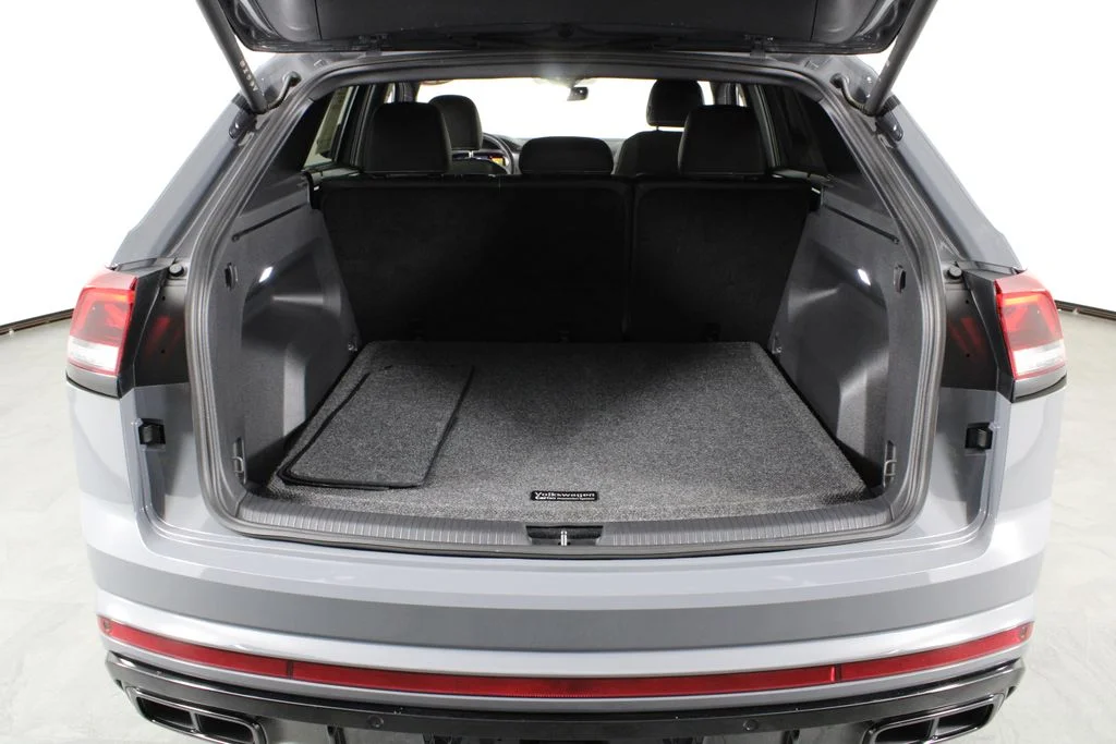 2025 Volkswagen Atlas Cross Sport SEL R-LINE - Photo 17