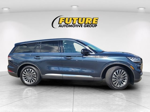 Used 2023 Blue Lincoln Reserve image 3