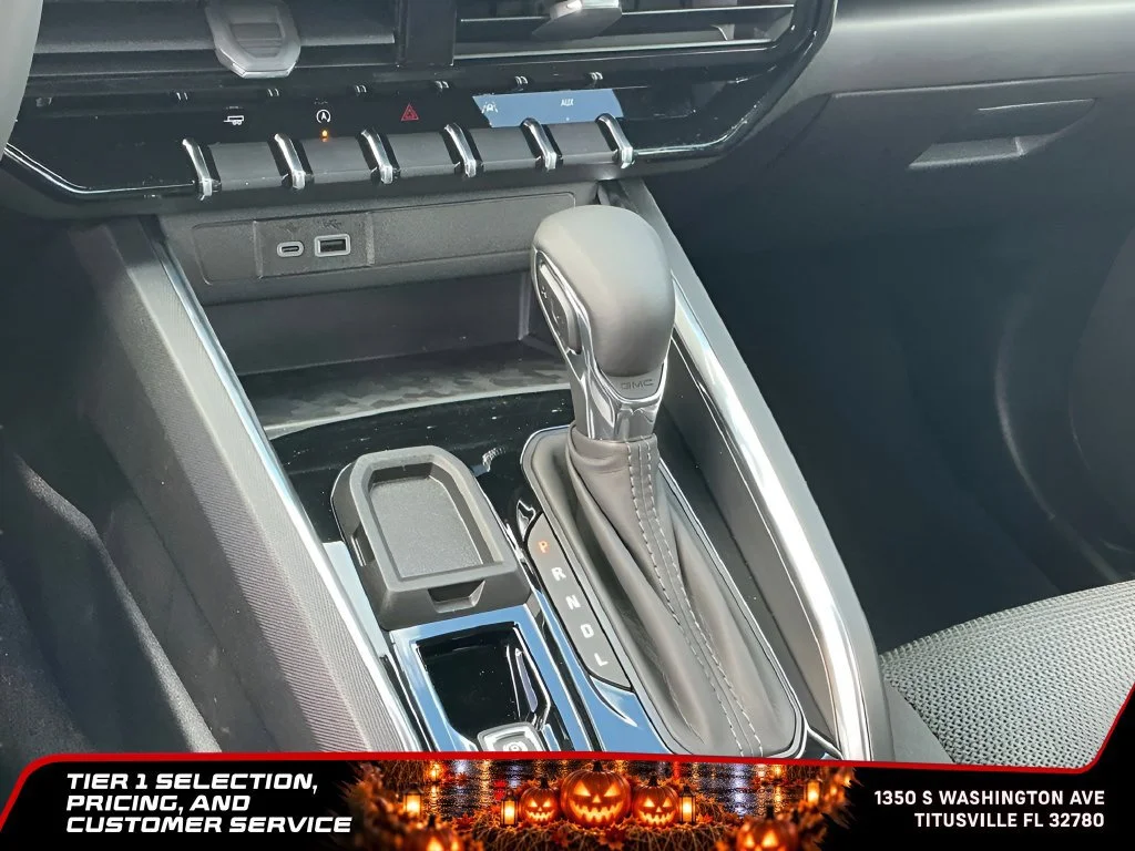 New 2026 Sterling Metallic GMC Elevation image 36