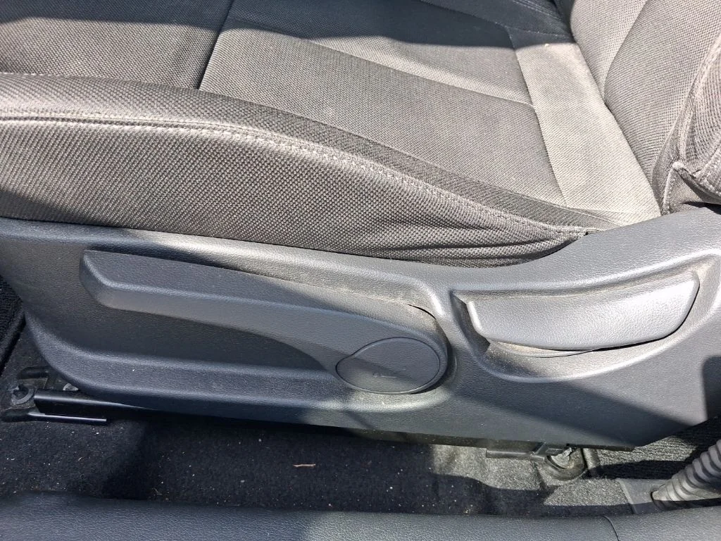 Used 2017 Gray Hyundai Value Edition image 19