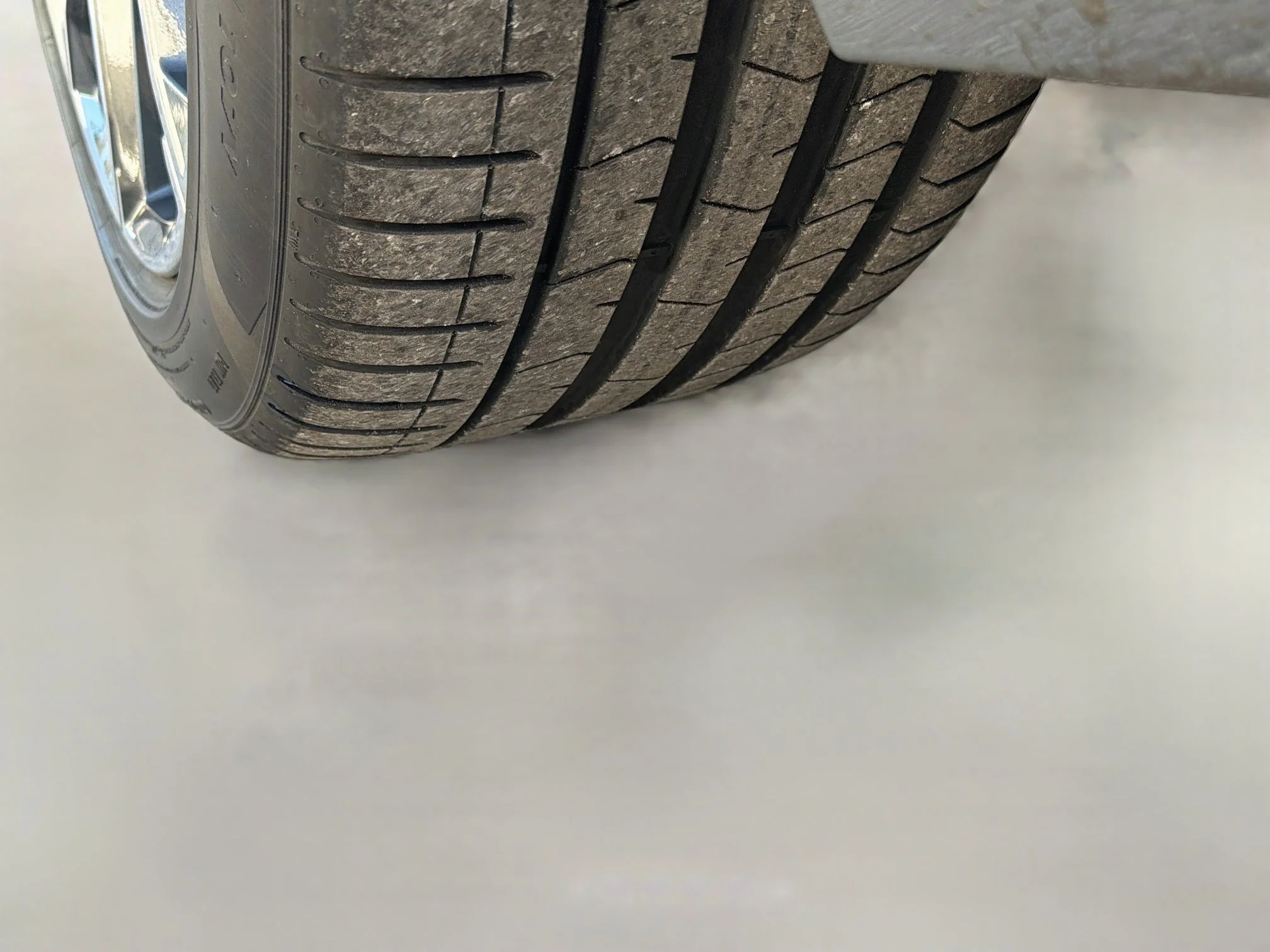 Used 2026 Skyscraper Grey Metallic BMW xDrive50e image 43