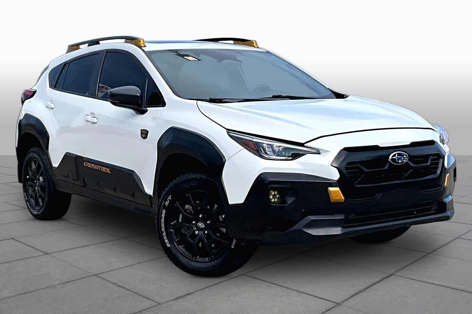 Used 2024 Crystal White Pearl Subaru Wilderness image 3