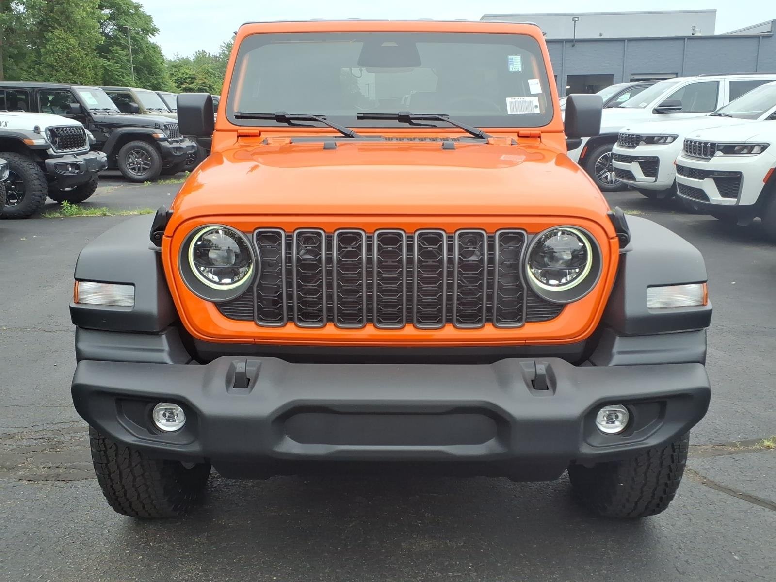 New 2026 Joose Exterior Paint Jeep Sport S image 2