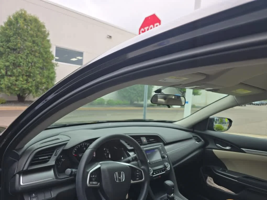 Used 2016 Burgundy Night Pearl Honda LX image 5