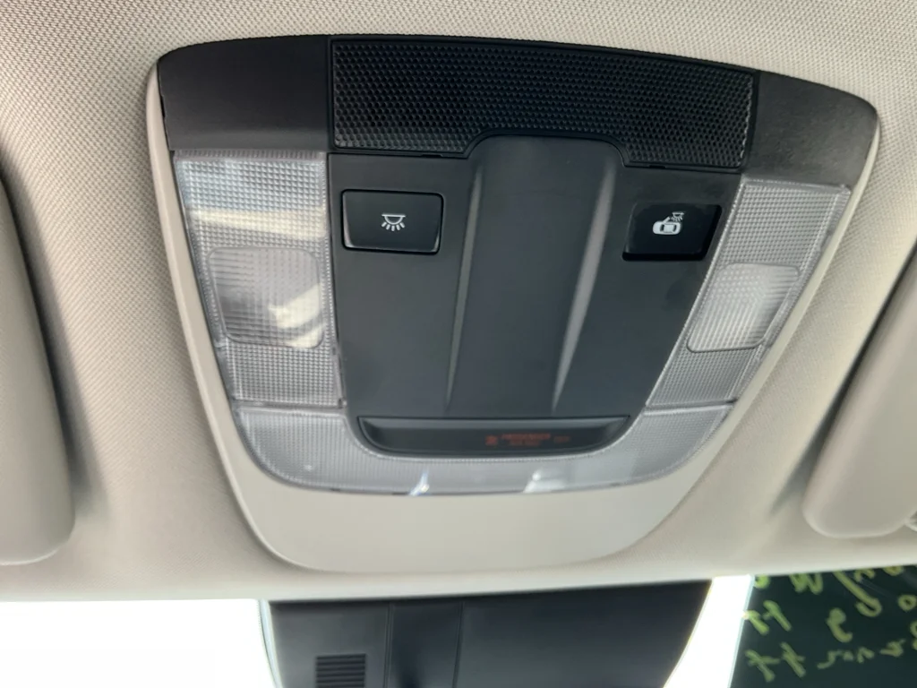Used 2023 Gravity Gray Kia LX image 22