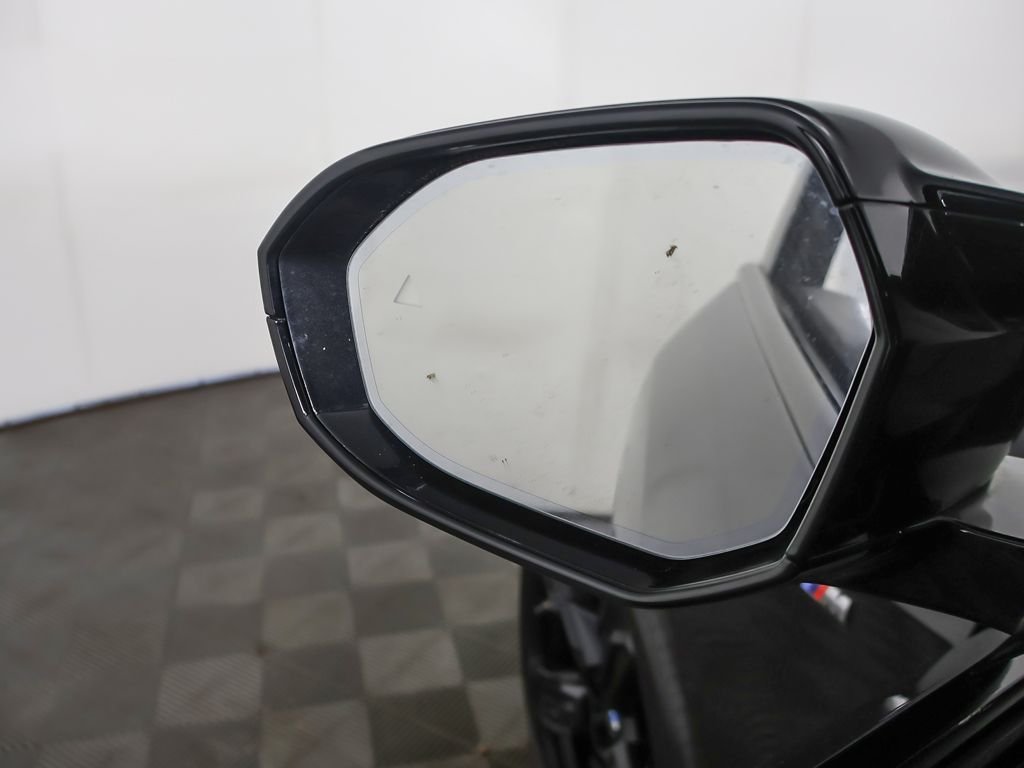 Used 2025 Black BMW M50 xDrive image 39