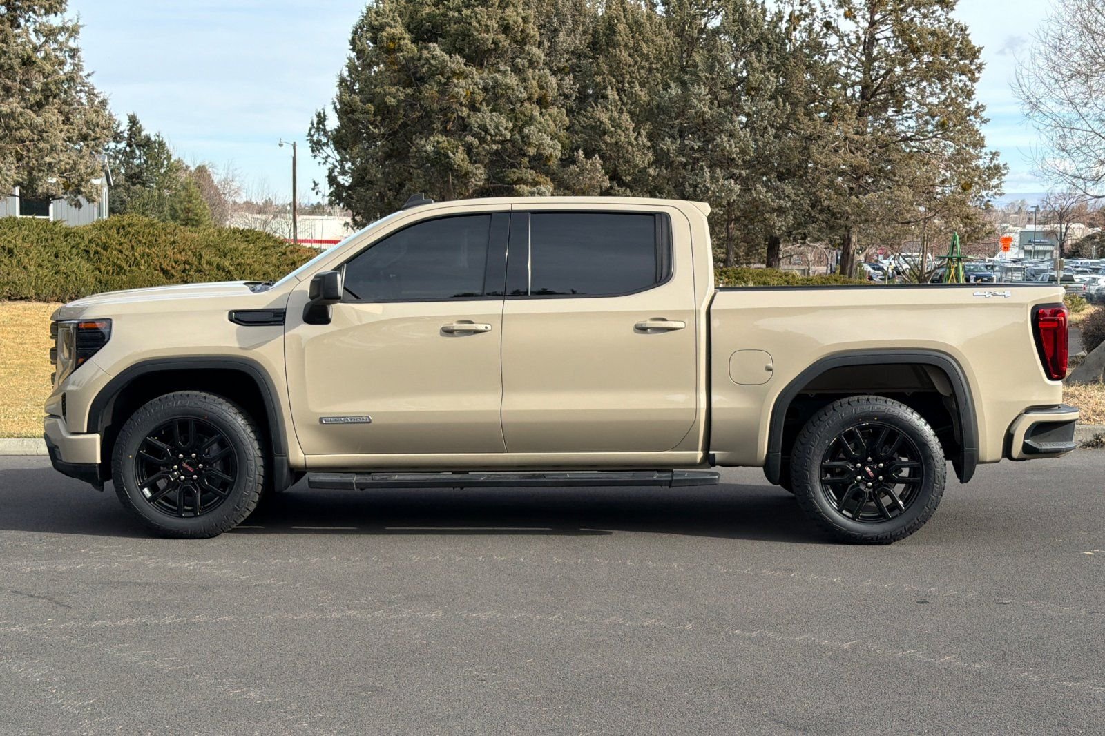 2023 GMC Sierra 1500 Elevation - Photo 7