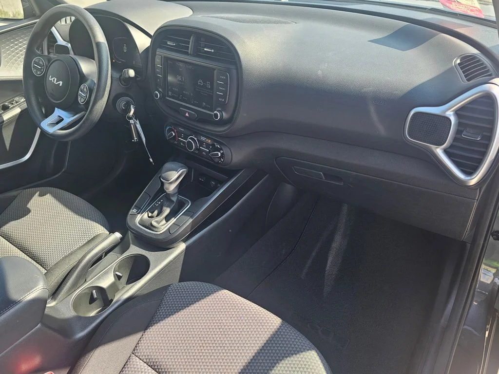 Used 2023 Gravity Gray Kia LX image 7