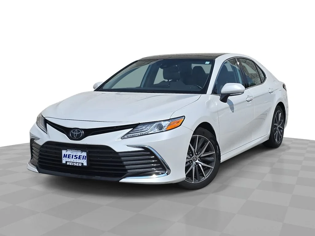 Used 2023 Beige Toyota XLE image 1