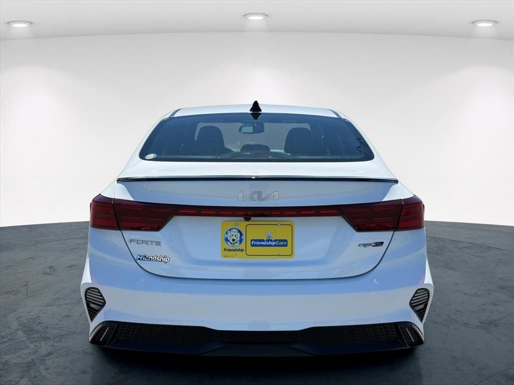Used 2023 White Kia GT-Line image 8