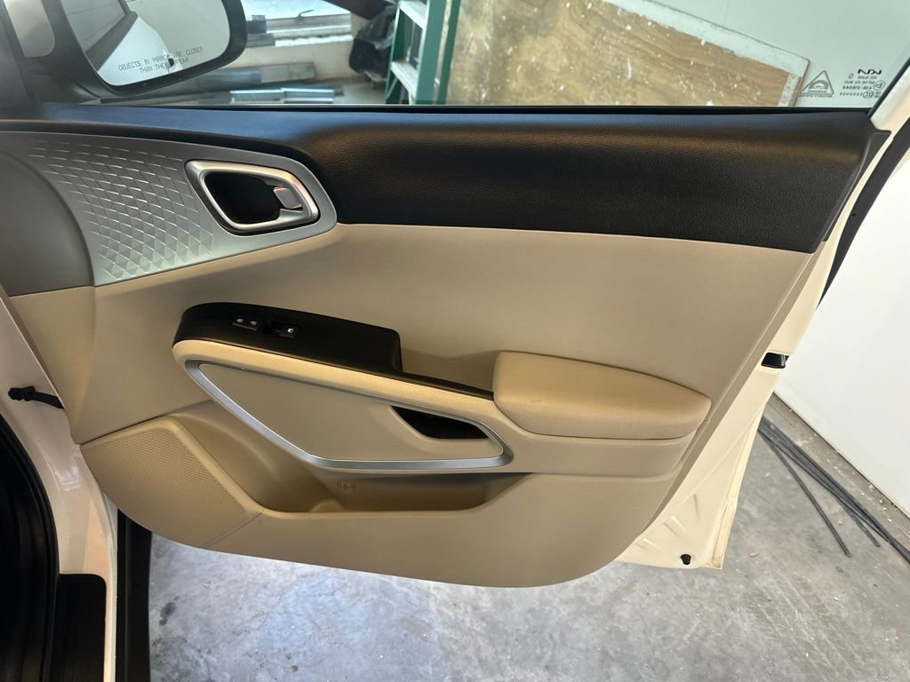 Certified Used 2023 White Kia LX image 29