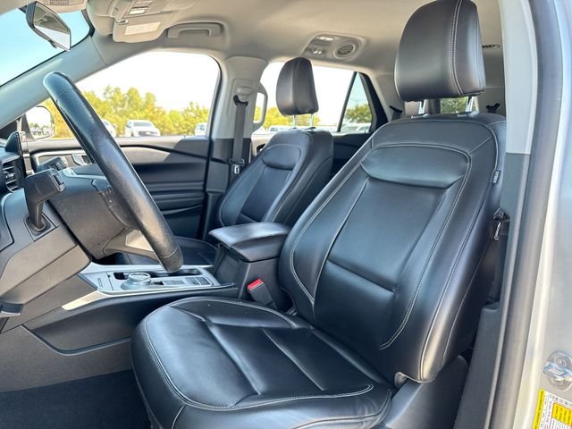 Used 2021 Silver Ford XLT image 11