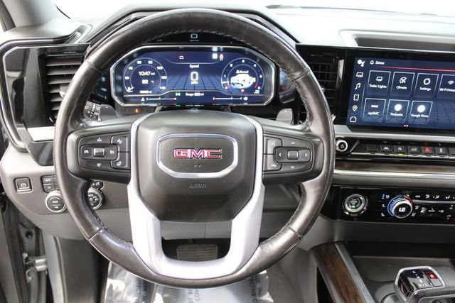 Used 2023 Silver GMC SLT image 29