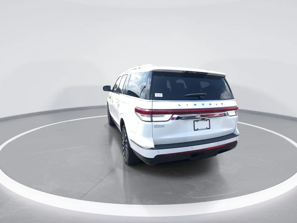 Used 2022 White Lincoln Black Label image 7