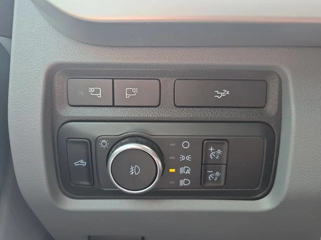 Used 2024 Black Ford XLT image 26