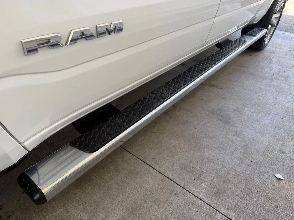 Used 2023 White Ram Big Horn/Lone Star image 17