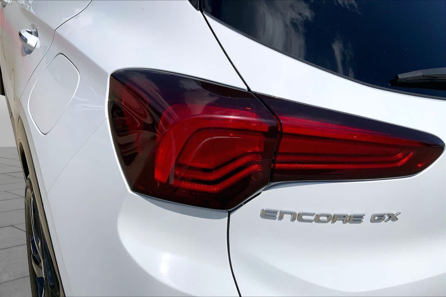 Used 2024 Summit White Buick Sport Touring image 27