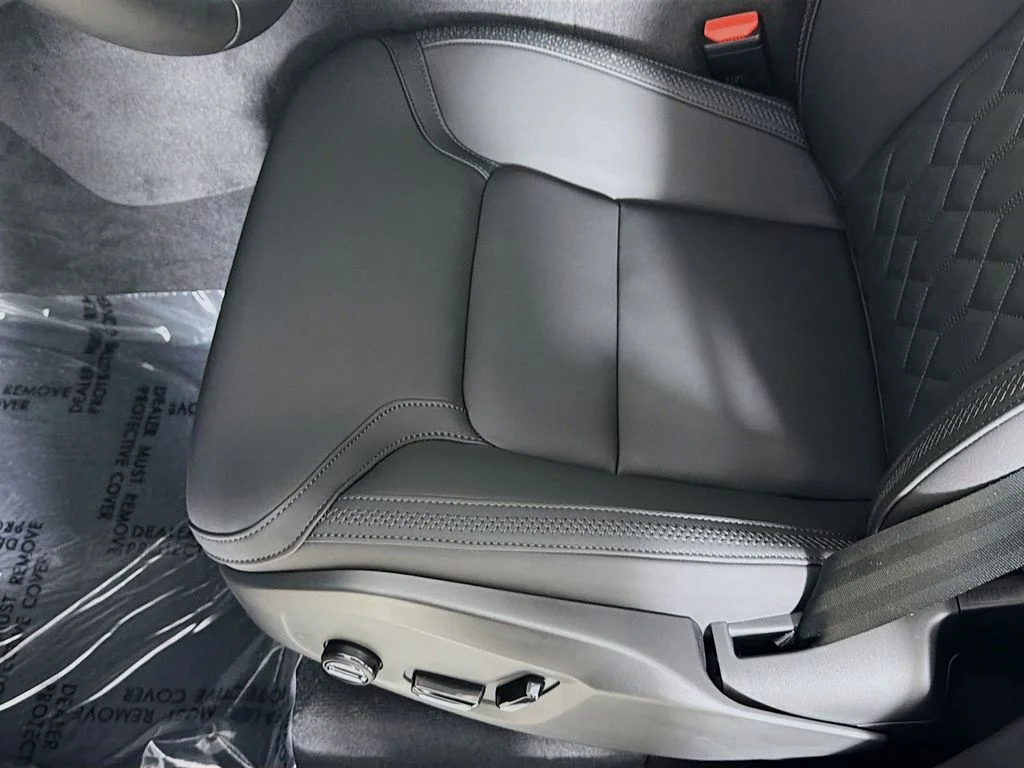 New 2026 Black Volvo B5 Plus image 19