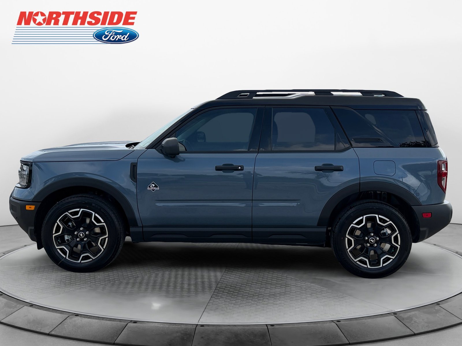 New 2026 Azure Gray Metallic Tri-Coat Ford Outer Banks image 4