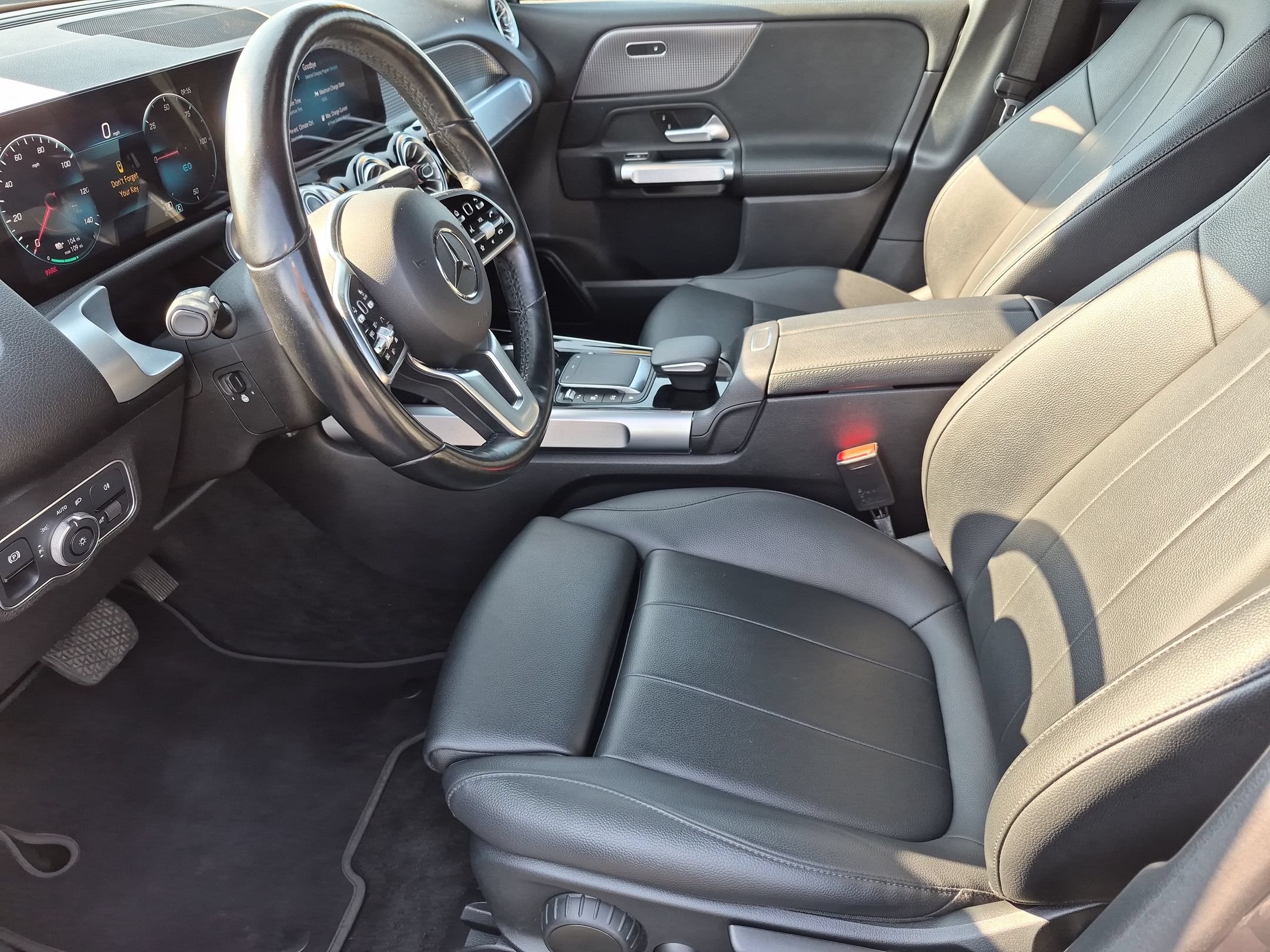 Used 2022 Mountain Gray Metallic Mercedes-Benz EQB 350 image 15