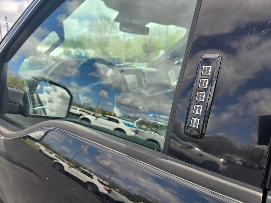Used 2016 Shadow Black Ford Lariat image 8