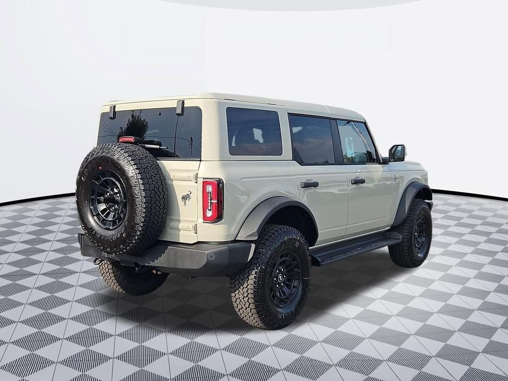 New 2026 Desert Sand Ford Outer Banks® image 42
