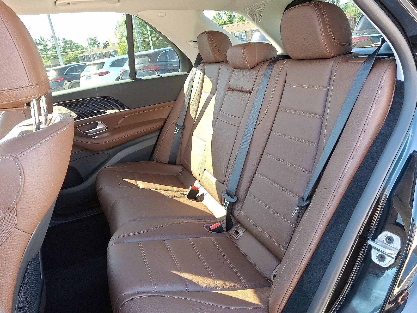 Used 2026 Obsidian Black Metallic Mercedes-Benz  image 8