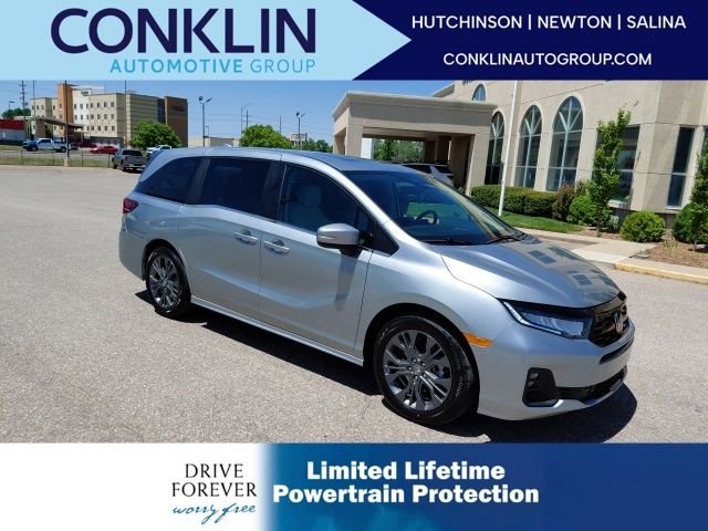 2026 Honda Odyssey Touring's photo