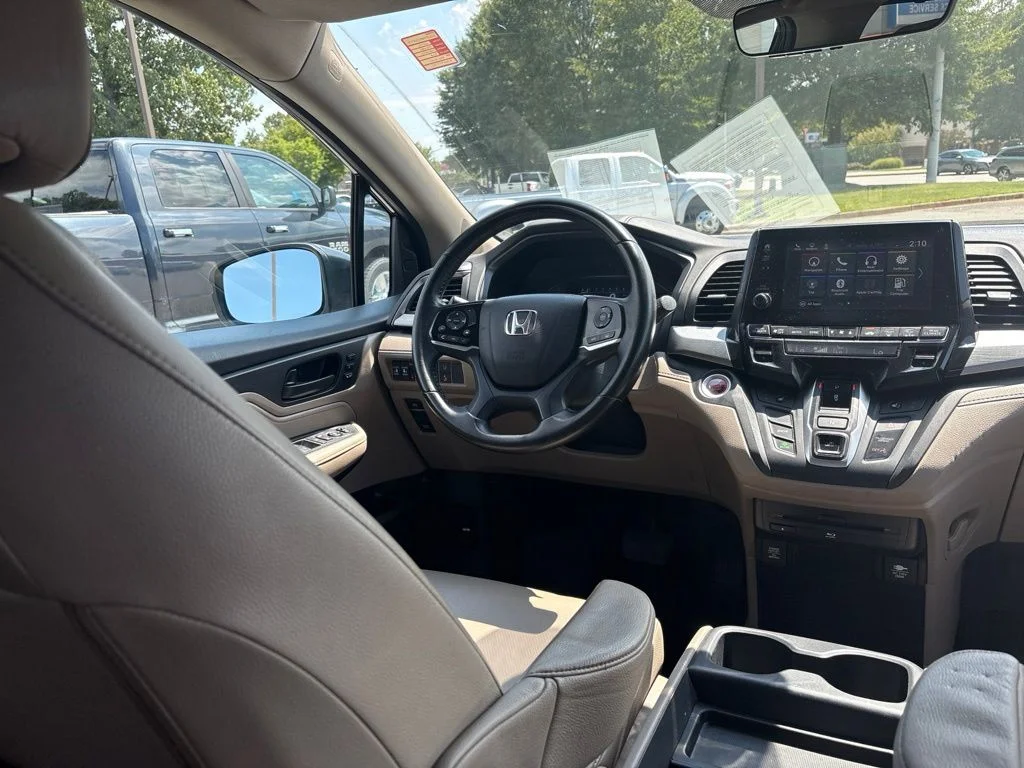 Certified Used 2019 Deep Scarlet Pearl Honda EX-L image 8