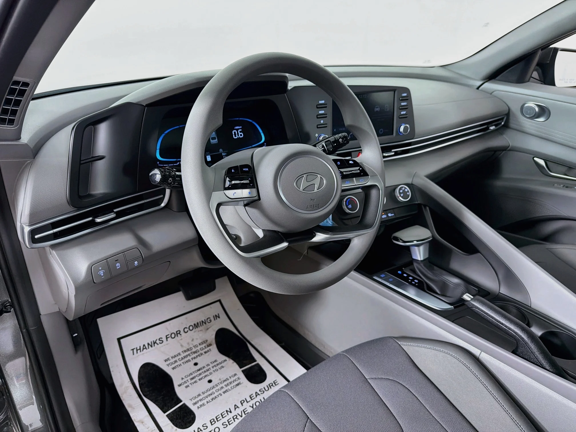 New 2026 Amazon Gray Hyundai SE image 9