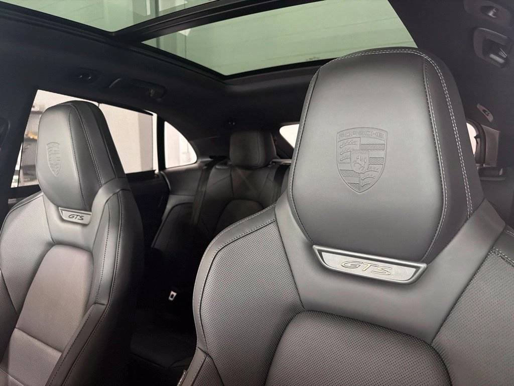 2026 Porsche Macan GTS - Photo 33