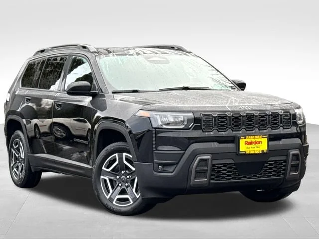 New 2026 Diamond Black Crystal Pearl-Coat Exterior Paint Jeep Laredo image 1