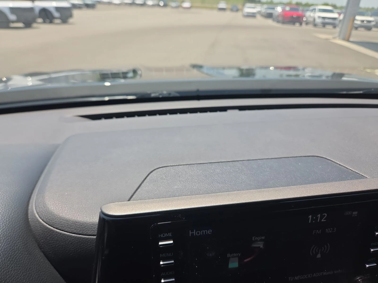 Used 2020 Midnight Black Metallic Toyota XLE image 19