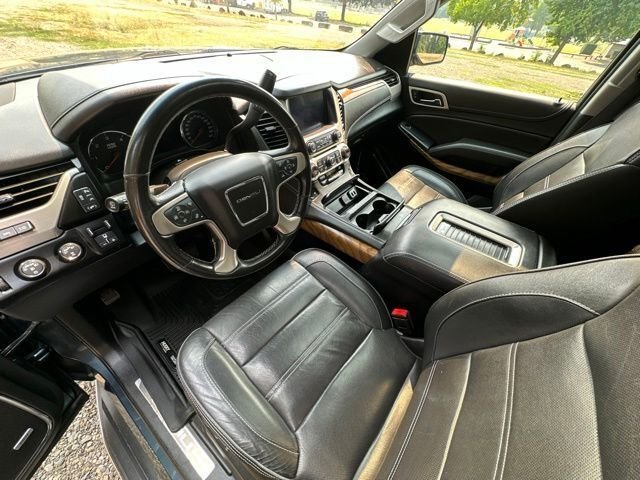 2020 GMC Yukon Denali - Photo 14