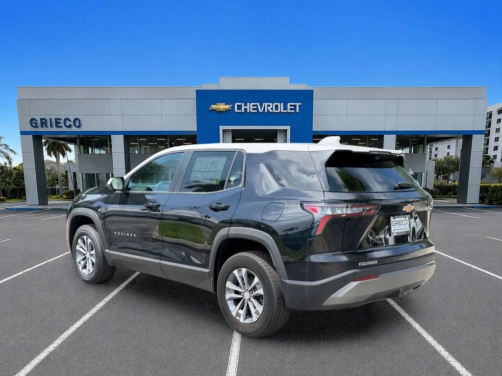 New 2026 Mosaic Black Metallic Chevrolet LT image 5
