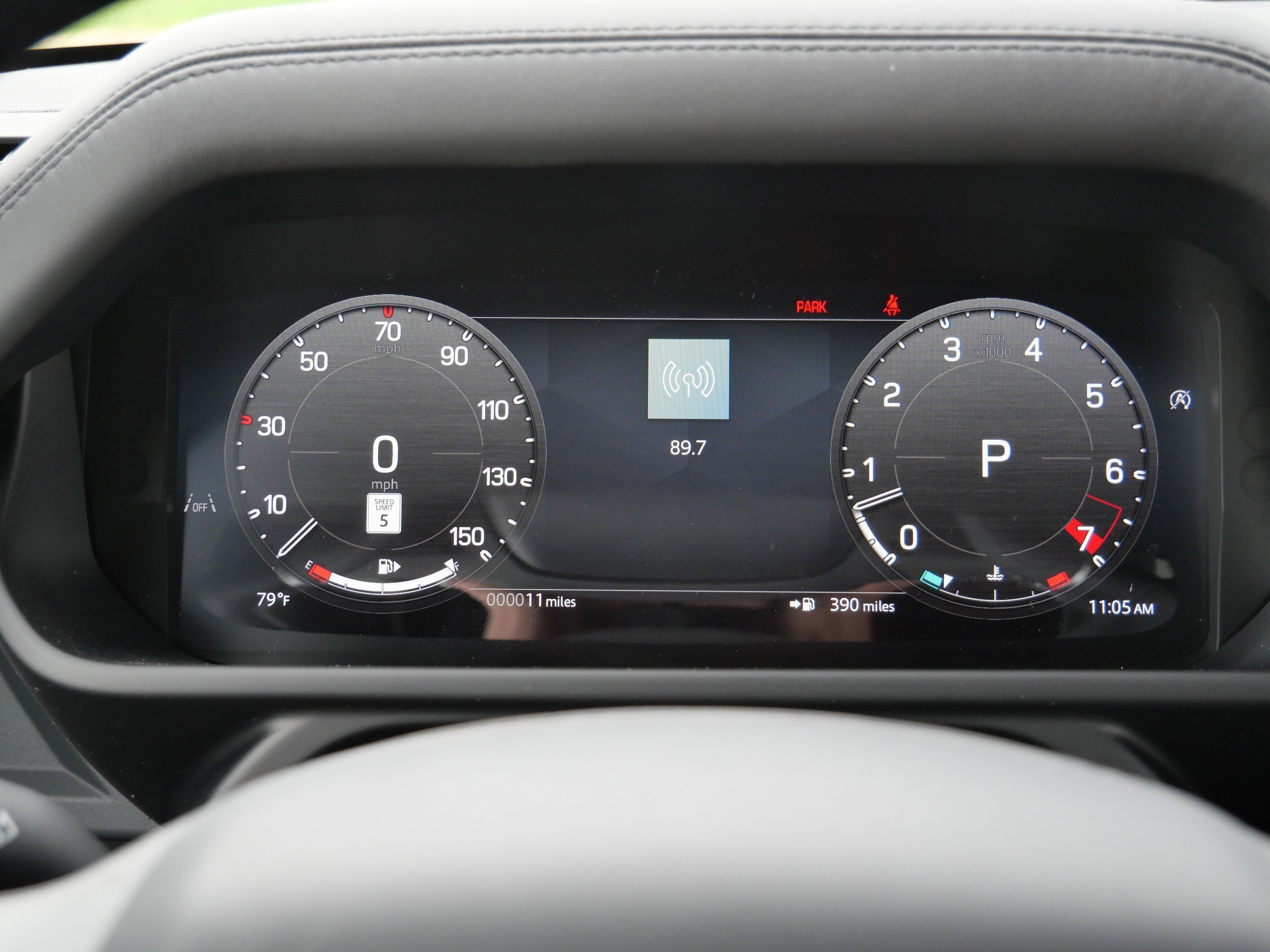 New 2026 Fuji White Land Rover X-Dynamic SE image 8
